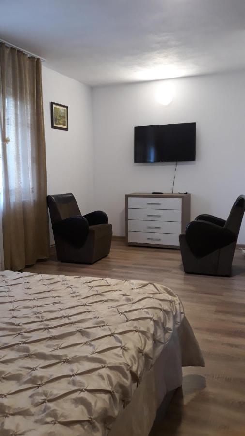 Casa Mariana - Comuna Arefu, Transfagarasan Căpăţîneni-Ungureni 외부 사진